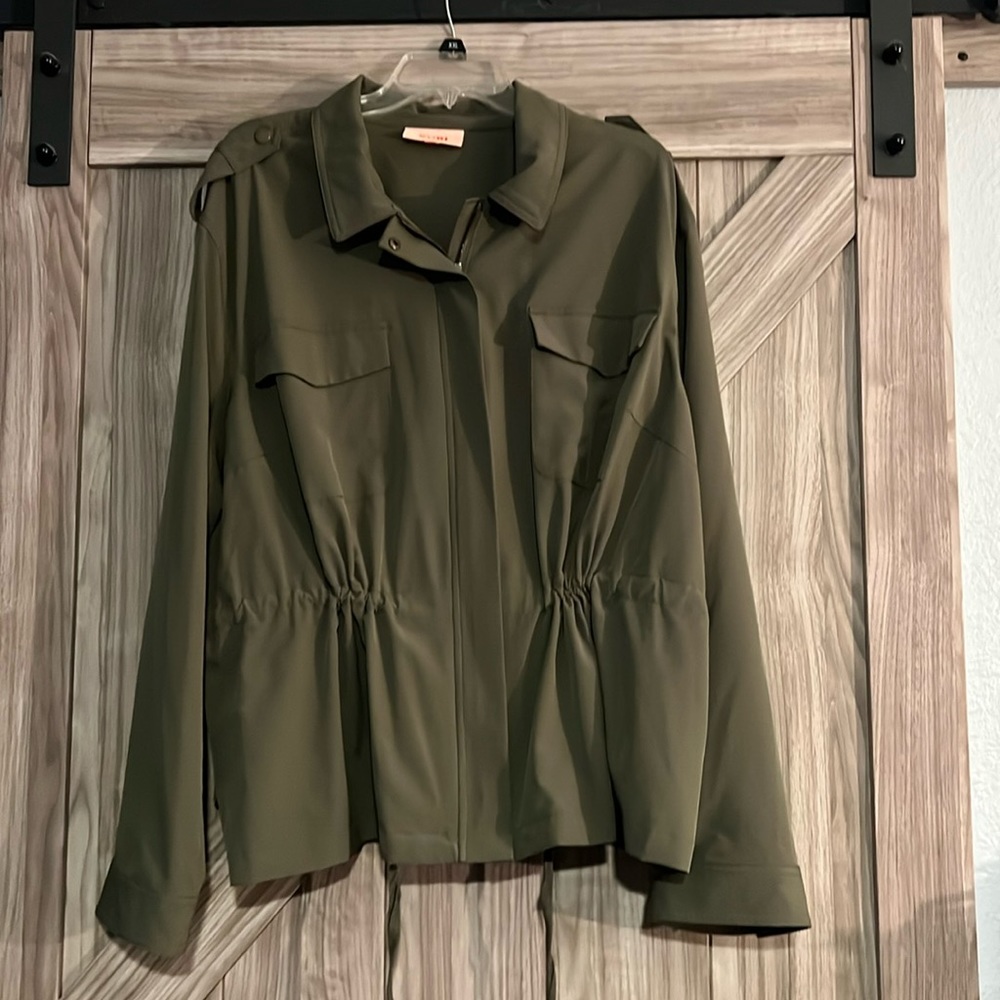 Lightweight jacket